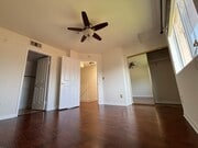 Photo - 219 N Adams St