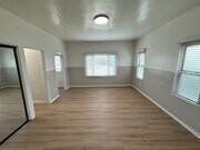 Photo - Remodeled Pierpont Beach Apartment Unit G