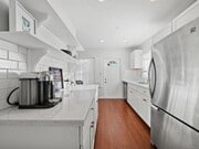 Photo - 367 Hedge Way