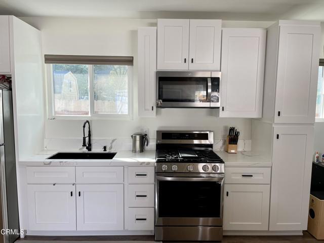 Building Photo - 8882 N Ventura Ave