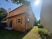 Photo - Monrovia 3beds 2.5 bath PUD for lease House