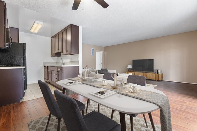 Photo - Casa Linda Apartments