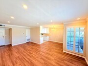 Photo - Beautiful Spacious Top Floor Condo 1 bed - 1 bath with parking in Burbank Unit 304