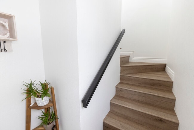 Photo - 116 E Balboa Blvd Unit B