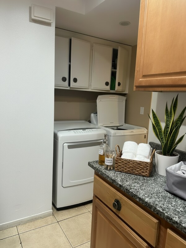 Photo - 1444 W 8th St