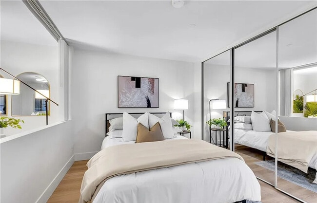 Building Photo - 1062 Calle Del Cerro Unit 1210
