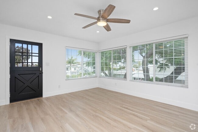 Building Photo - 520.5 Poinsettia Ave Unit 520 1/2  Poinsettia Ave. Rental