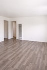 Photo - 2 Bed / 1 Bath Apartment – Prime Bay Park Location Unit #3724