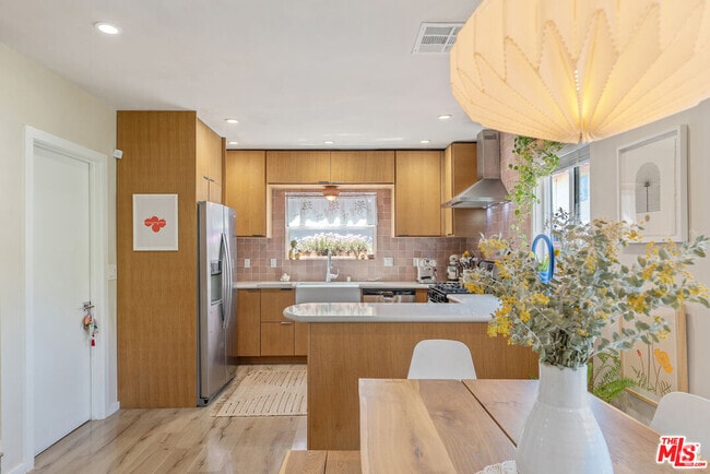 Building Photo - 6300 Arroyo Glen St Rental