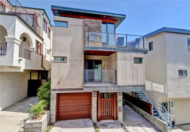 Building Photo - 120 1st Pl Rental