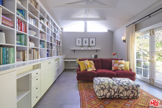 Photo - 5105 Morella Ave