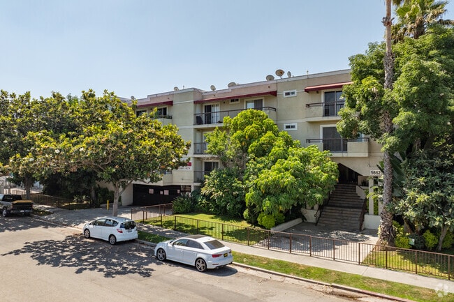 Primary Photo - La Mirada Plaza Apartments