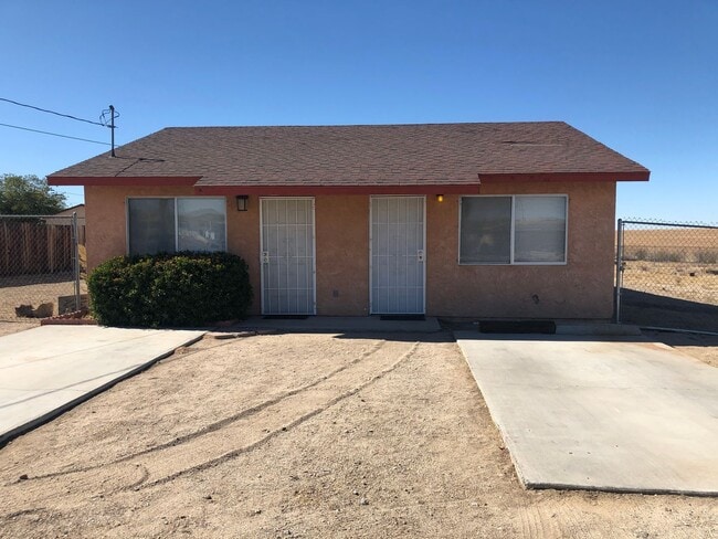 Building Photo - 27878 Apache Ave Unit B