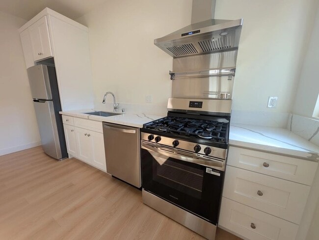 Photo - 133 N Reno St Unit 201