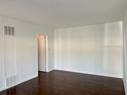 Photo - Completely Updated Front Unit Unit 13514 Rye St  01 ACTIVE