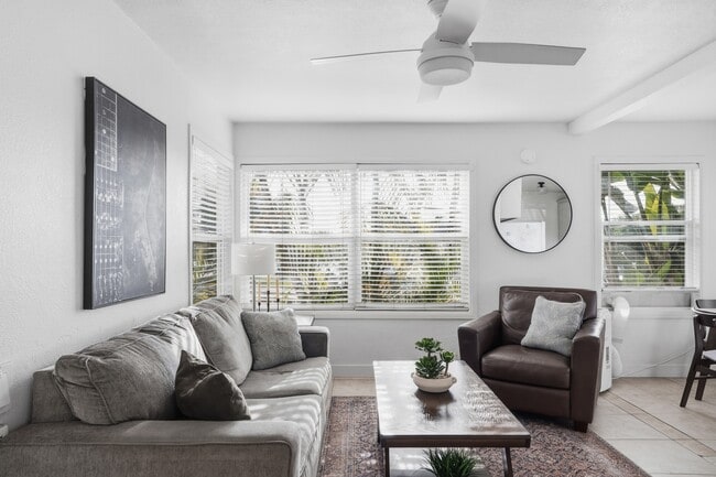 Photo - 2604 Juan St