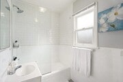 Photo - 619 W Kelso St