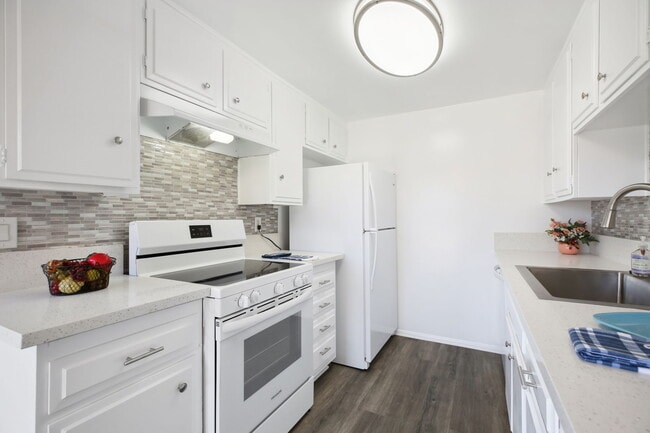 Photo - 23930 Copa Pacific Apts LLC