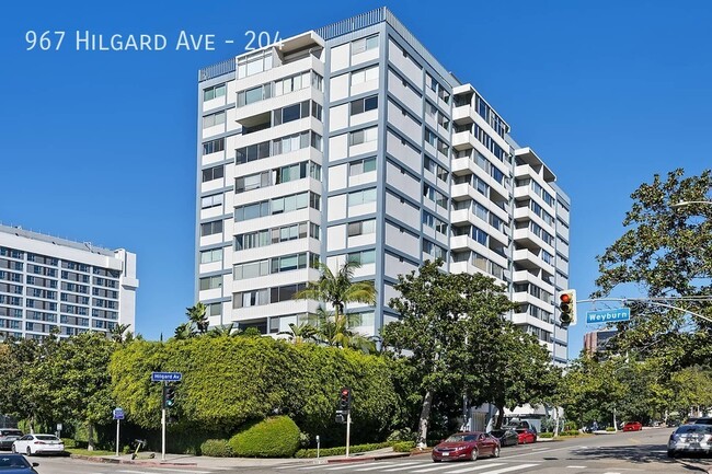 Building Photo - 967 Hilgard Ave Unit 204