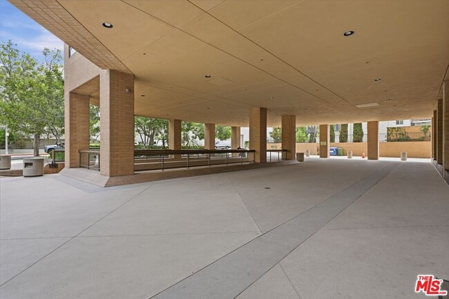 Photo - 10430 Wilshire Blvd Unit 1701