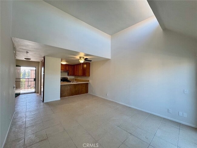 Photo - 450 E 4th St Unit 437