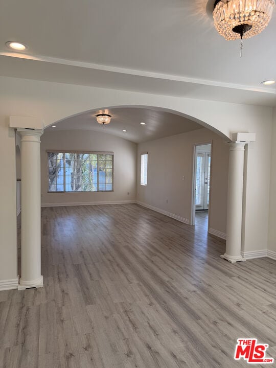 Photo - 153 N Hamilton Dr