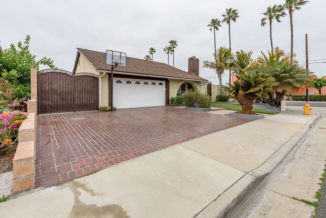 Photo - Your Newly Renovated Huntington Beach Oasi...