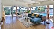 Photo - 2042 Linda Flora Dr House