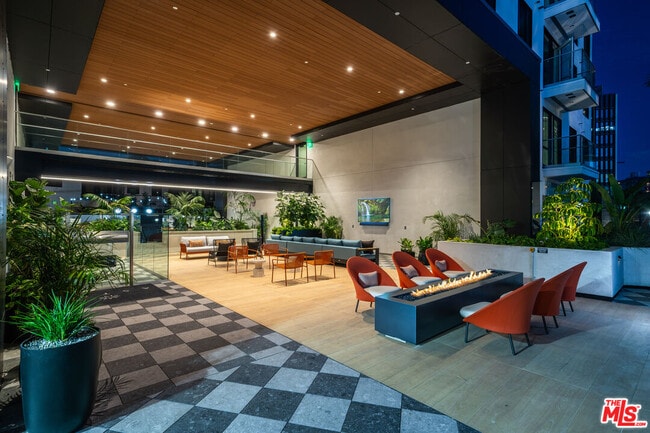 Photo - 250 E Broadway Unit 508