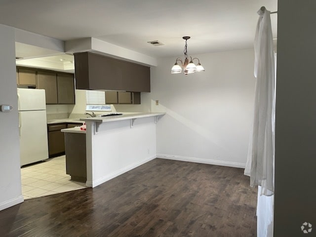 Building Photo - 26115 Frampton Ave Rental