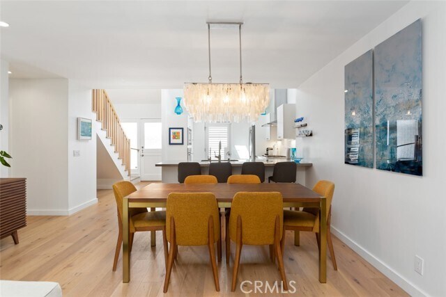 Photo - 607 Hilvanar