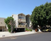 1733 Purdue Ave - Purdue Village