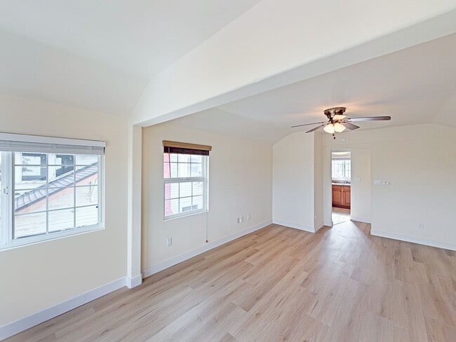 Photo - SD: Bright 2BD/2BA Unit in University Heights with A/C, In-Unit Laundry & 1 Reserved Parking Unit 4337 1/2 Cleveland Ave