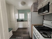 Photo - 1053 Loma Dr