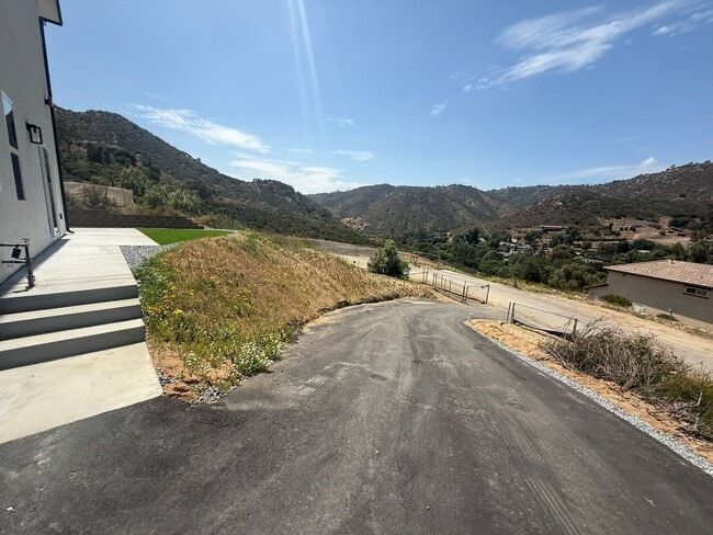 Photo - Brand New Home 3 bed/ 2.5 in Harbison Canyon AVAILABLE NOW