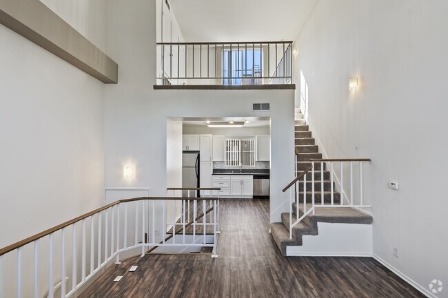 Building Photo - CentrePointe Apartments