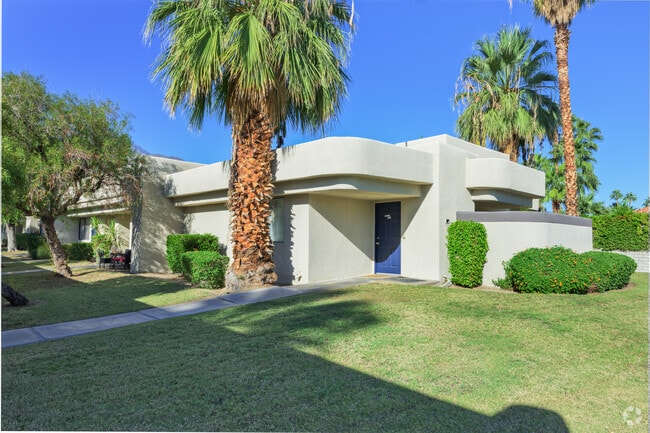 2801 E Avery Dr - Park Apartments