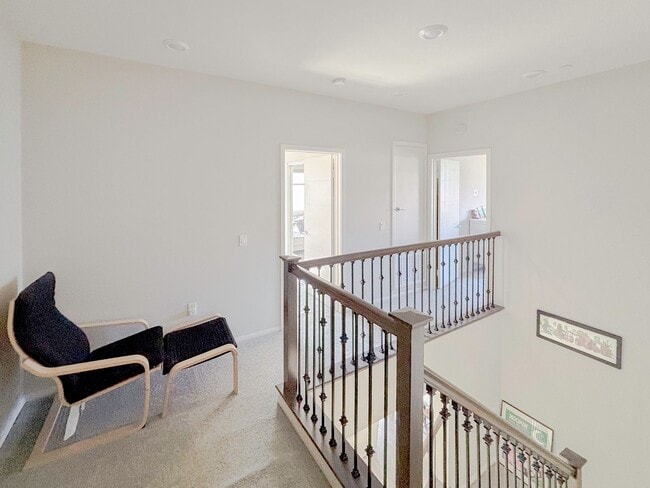 Photo - EXQUISITE 2 BEDROOM TOWNHOME IN THE HEART ...