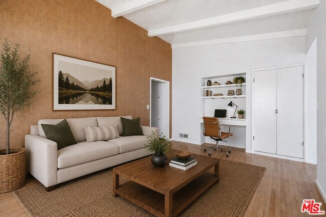 Photo - 806 Westmount Dr Unit 2