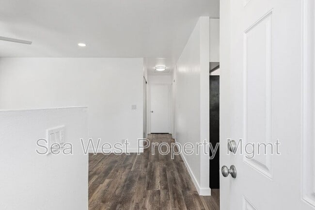 Photo - 889 Bracero Rd