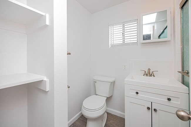 Photo - 1910 Court Ave Unit B Studio