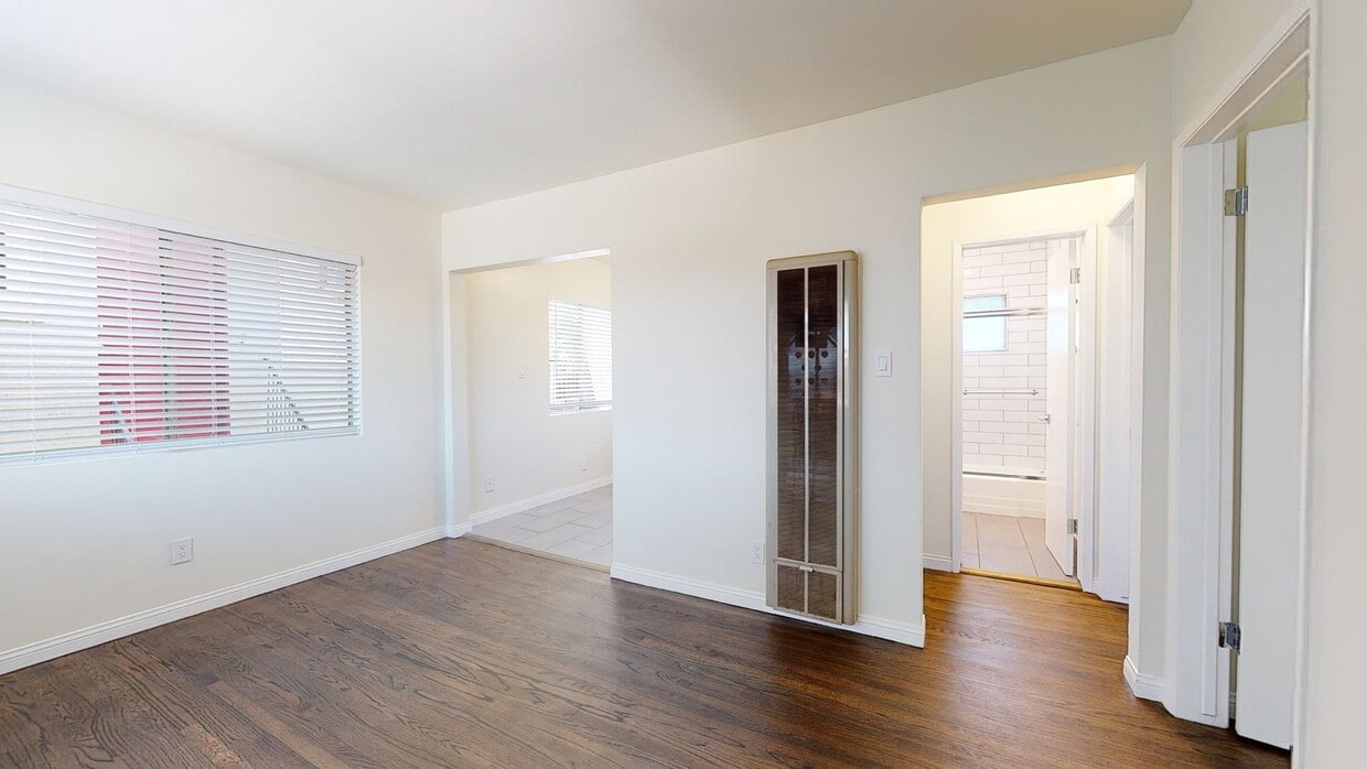 3D Tour - 3210 Ellsworth St . Your 2 bedrooms Awaits! Apartments