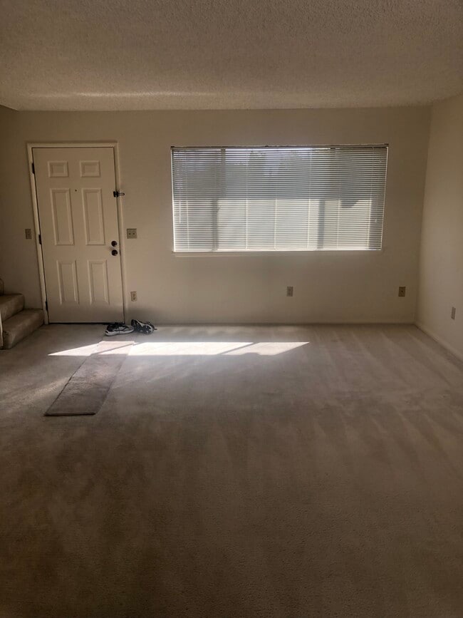 Photo - 17055 S Dalton Ave Unit 5