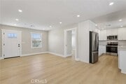 Photo - 23 E Pine St