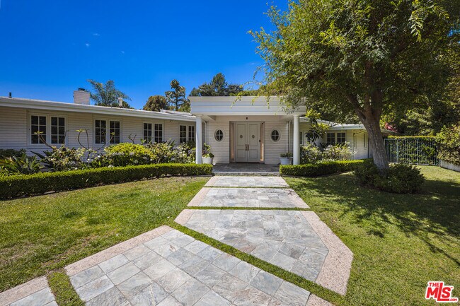 Photo - 1201 Loma Vista Dr