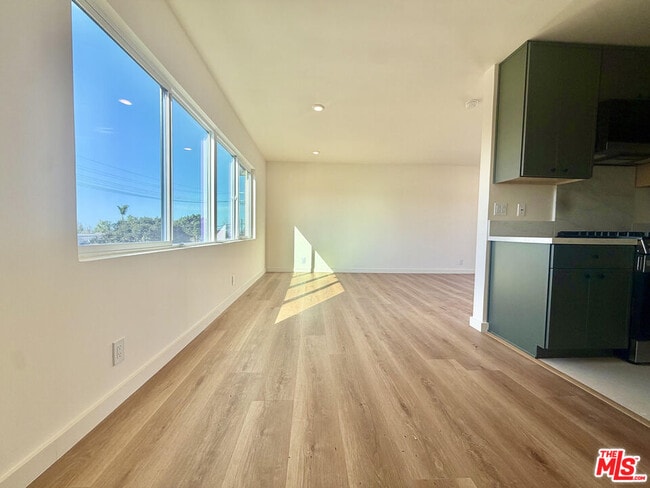 Photo - 16185 Sunset Blvd Unit 6