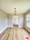 Photo - 2620 S Barrington Ave