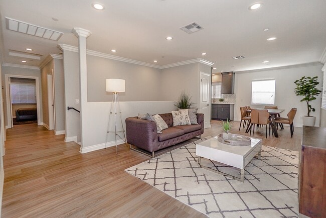 Photo - 4508 Esmeralda St