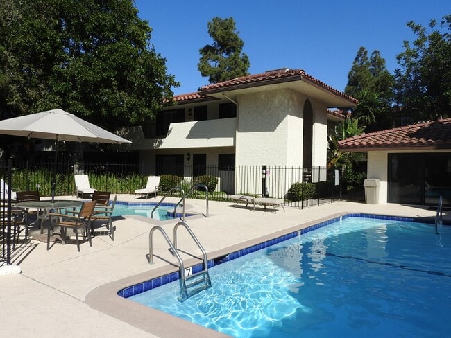 Photo - Lovely 2 bed 2bath with Stunning Views Unit 49
