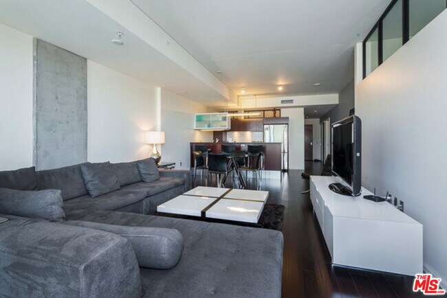 Photo - 1155 S Grand Ave Unit 2006